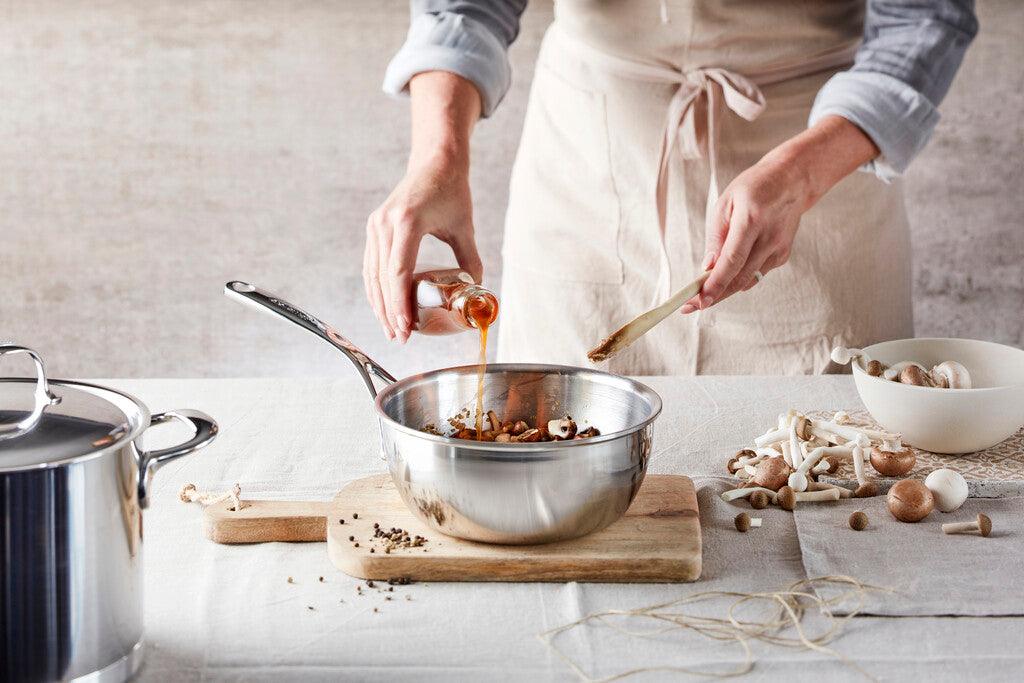 De veelzijdige sauteuse: een must-have in de keuken