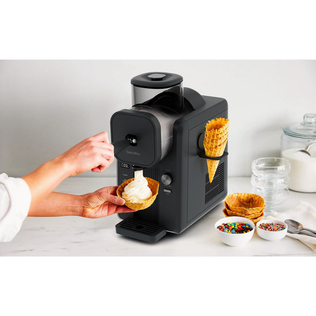 Hoe maak je thuis softijs zonder ijsmachine?