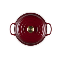 21180269494441-le-creuset-garnet-26cm-shallow-casserole-3_126625757066482672973924.png