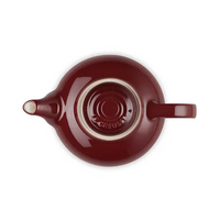 70702139490000-le-creuset-garnet-classic-teapot-3_12657001341024702119939.png
