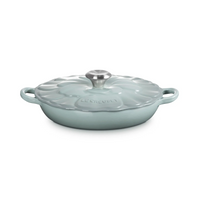cast-iron-petal-shallow-casserole-26-sea-salt-le-creuset_126625757080308045741853.png