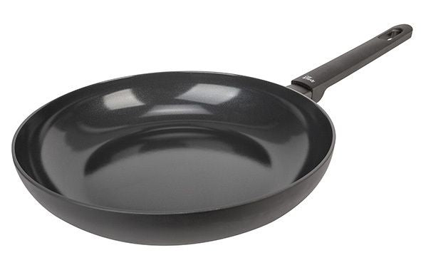 cosy-trendy-bakpan-full-black-28cm-aluminium-zwart-alle-vuren-29927883800x800_126631375705995359305260.jpg