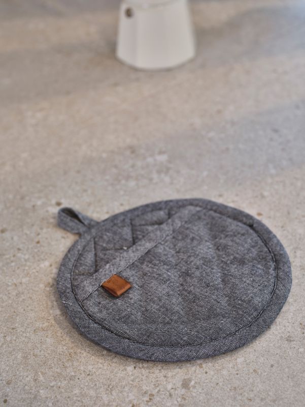 cosy-trendy-pannenlap-stoff-black-chambray-20cm-32008929-1800x800_126631375708296142944357.jpg