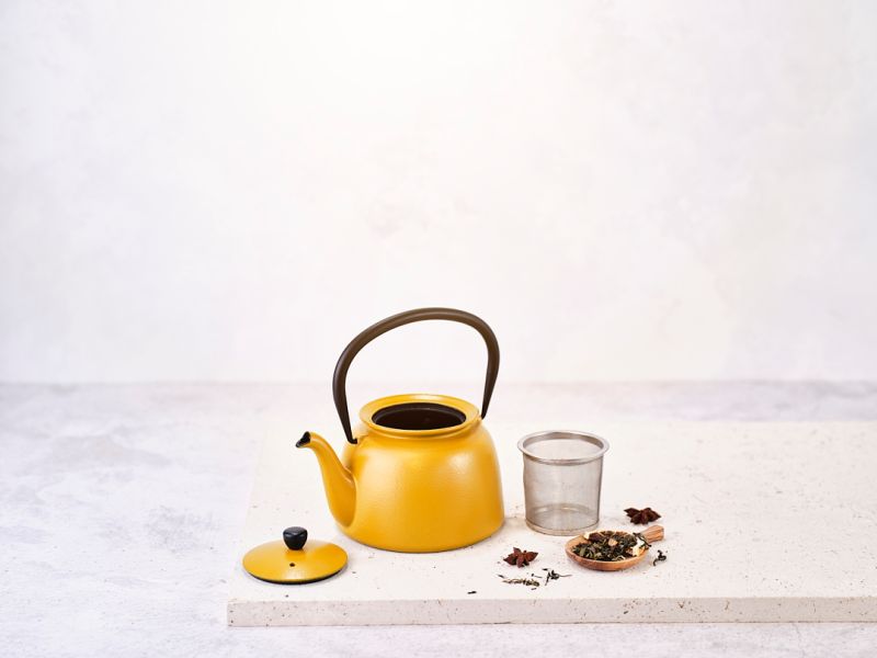 cosy-trendy-theepot-jane-920-ml-gietijzer-mosterdgeel-29928105-5800x800_126631375706614022412509.jpg