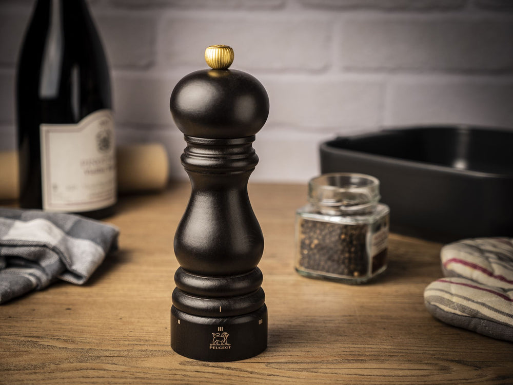 Peugeot Paris U-Select peper zoutmolen Choco 18 | ZIN Aan Tafel Peugeot Paris U-Select peper zoutmolen Choco 18 | ZIN Aan Tafel