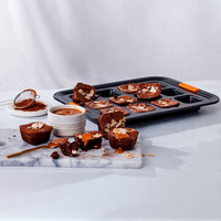 patiliss-moule-brownie-le-creuset-1_7557515094089.png
