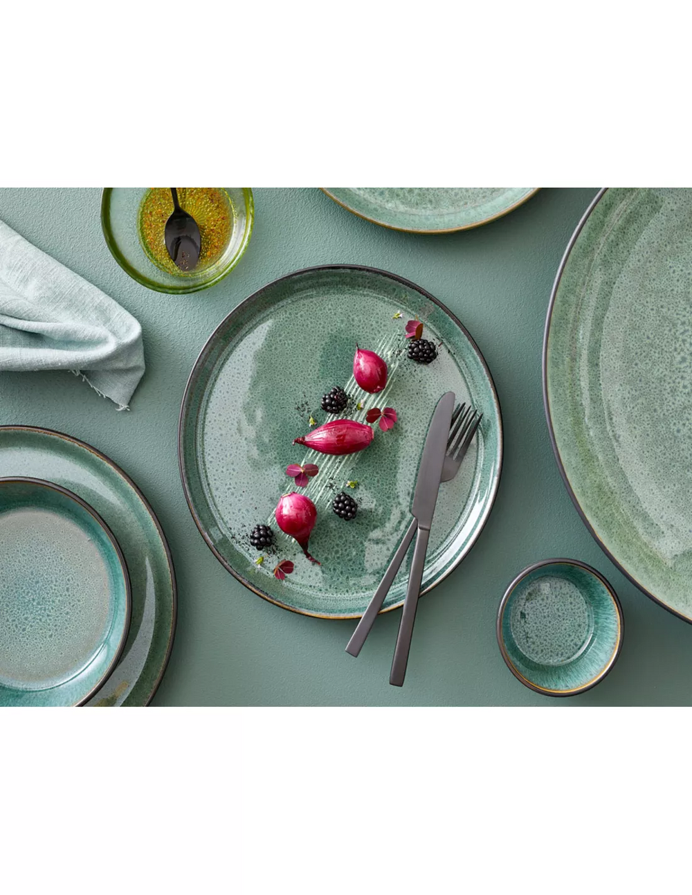 plate-gastro-27cm-blackgreen-bitz-1_126626975842726222212998.png