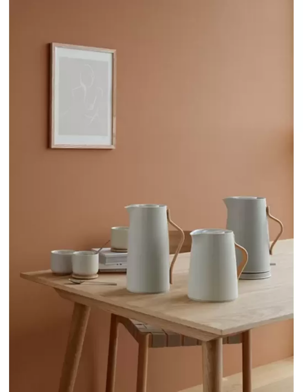 stelton-emma-isoleerkan-1l-zand-1_1265694193446890663.png